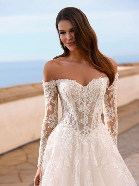 Loving Lace