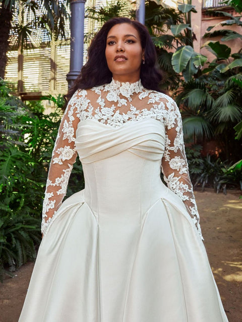Beautiful Curves – Plus Size brudekjoler til smukke former