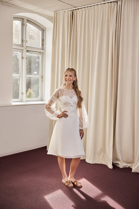 ELINA x JASMIN LIND