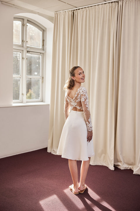 LYDIA x JASMIN LIND